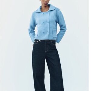 ZARA CHUNKY KNIT PETER PAN COLLAR CARDIGAN LIGHT BLUE. SIZE M